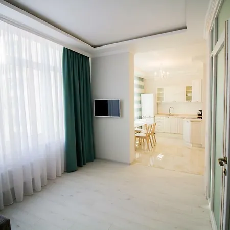 Arcadia Beach Apartment